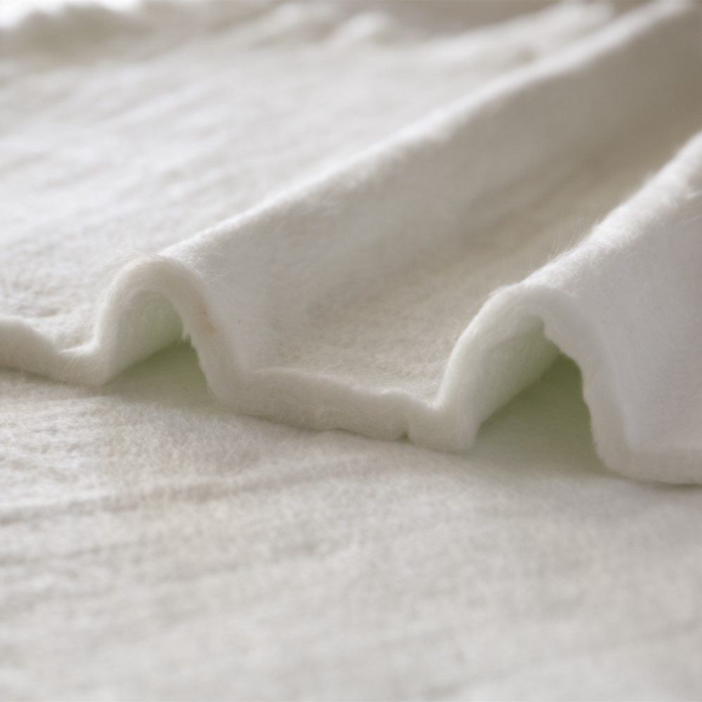 Como escolher a manta de agulhas de fibra de vidro adequada para projetos industriais