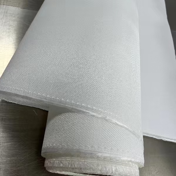 Como o tecido de sílica revestido com silicone melhora a eficiência térmica em sistemas industriais de alta temperatura